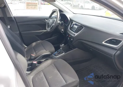 2021 Hyundai Accent Se z USA, uszkodzony, nr VIN 3KPC24A63ME129591